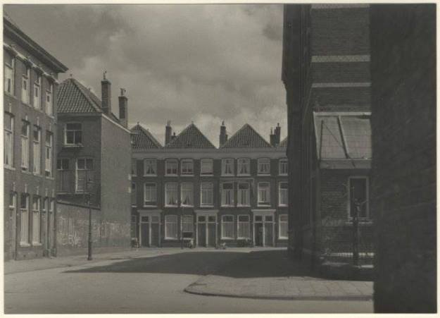 1951 Teniersstraat gezien naar de Van Dijckstraat
